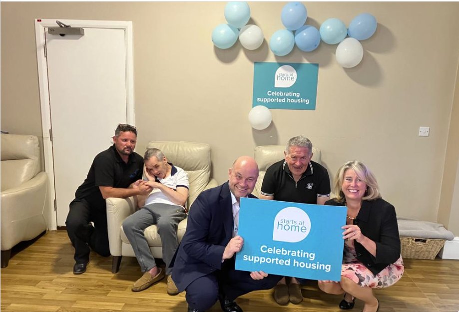 estuary_ha's tweet photo. We were delighted that Anna Firth MP came to visit our five Leigh-on-Sea residents at Kingswood Chase, as part of the Starts at Home Campaign!  #OneEstuary #NHF #StartsatHome https://t.co/3VDOAvbIXt