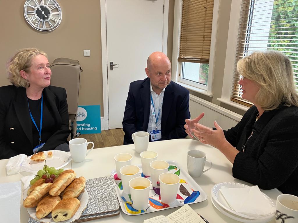 estuary_ha's tweet photo. We were delighted that Anna Firth MP came to visit our five Leigh-on-Sea residents at Kingswood Chase, as part of the Starts at Home Campaign!  #OneEstuary #NHF #StartsatHome https://t.co/3VDOAvbIXt
