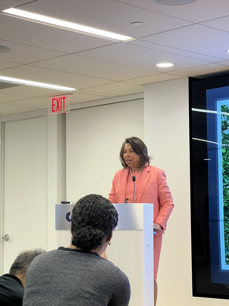 DestinyASingh's tweet image. I was told recently that “funders don’t want to fund” the things that I care a/b (I.e. ensuring that indigent people have access 2 legal services). Today, as I listened 2 CJ Blackburn-Rigsby and Josey-Herring speak today @ #DCProbonoweek, I know that I’m on the right side of this