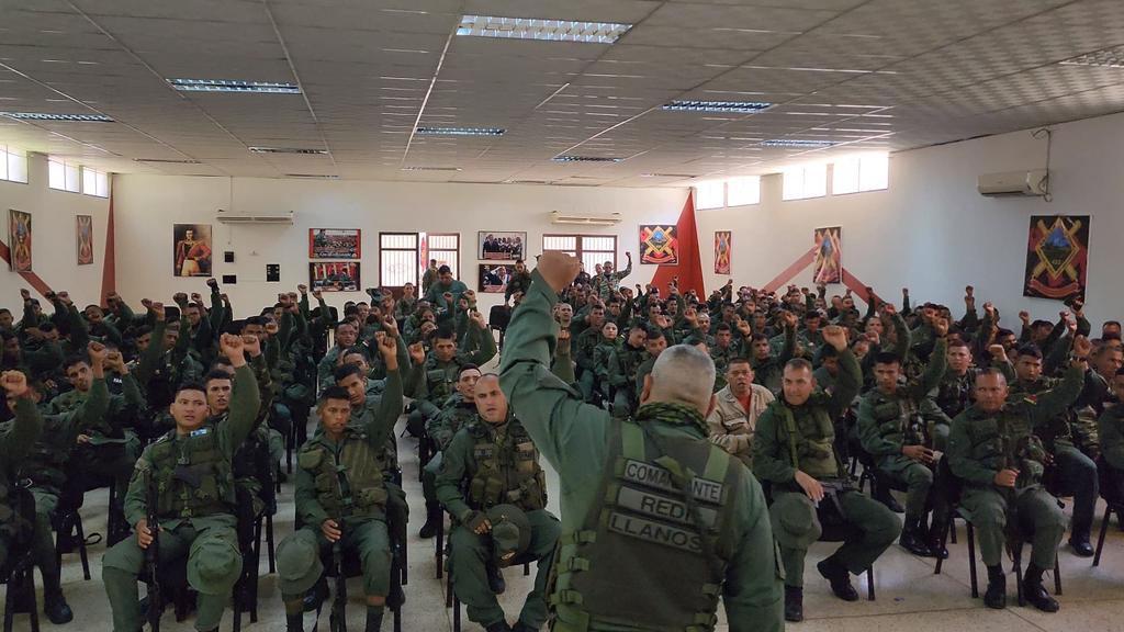 #13OCT URRA de Combate REDI Los Llanos, quienes serán desplegados en la defensa y Soberanía de nuestro territorio Nacional en marco de la
#OperaciónRoraima