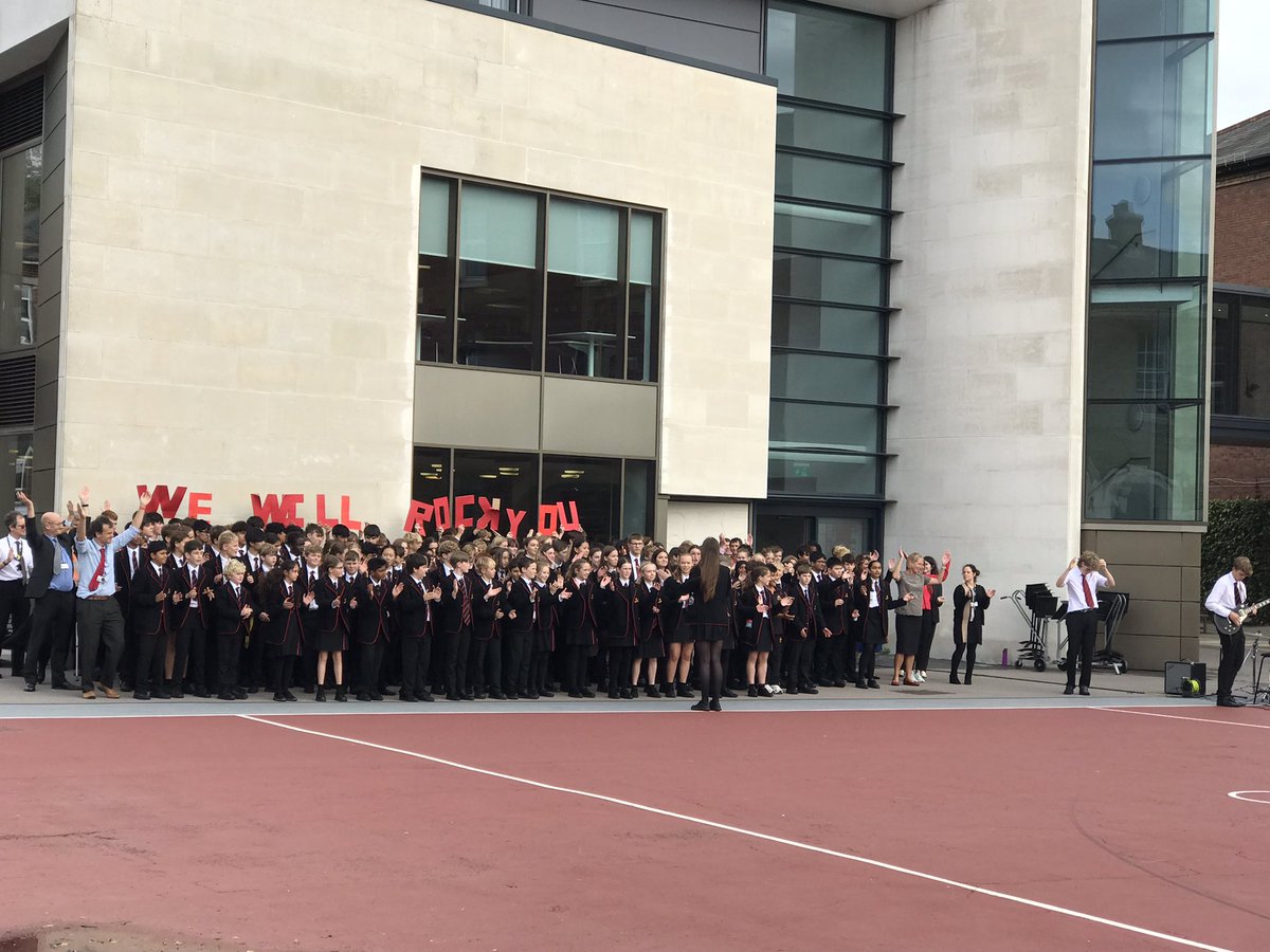 PGS1732's tweet photo. And PGS House Shout is go with Smith House out first..
#PGSMusic #PGSCreativity #PGSCommitment https://t.co/IoyODvfGtB