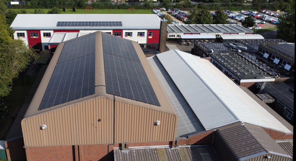 York Community Energy (@ycenergy) on Twitter photo Three more #York schools got solar arrays on their roof this year thanks to the work we're doing with <a href="/solar_4schools/">Solar for Schools</a>. <a href="/AHSYork/">Archbishop Holgate's</a> is now one of the top solar schools in the country.
So far we've delivered more than 760kWp of generation. 1MW next year? yorkcommunityenergy.org.uk/solar-raise-th… Three more #York schools got solar arrays on their roof this year thanks to the work we're doing with <a href="/solar_4schools/">Solar for Schools</a>. <a href="/AHSYork/">Archbishop Holgate's</a> is now one of the top solar schools in the country.
So far we've delivered more than 760kWp of generation. 1MW next year? yorkcommunityenergy.org.uk/solar-raise-th…