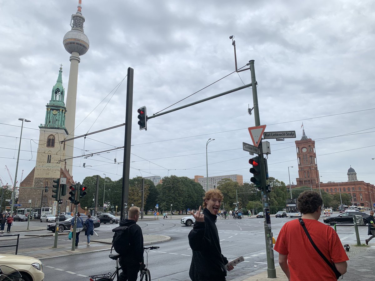 RFPatrizio's tweet photo. first time in berlin! very cool! https://t.co/EysiCVhQtz