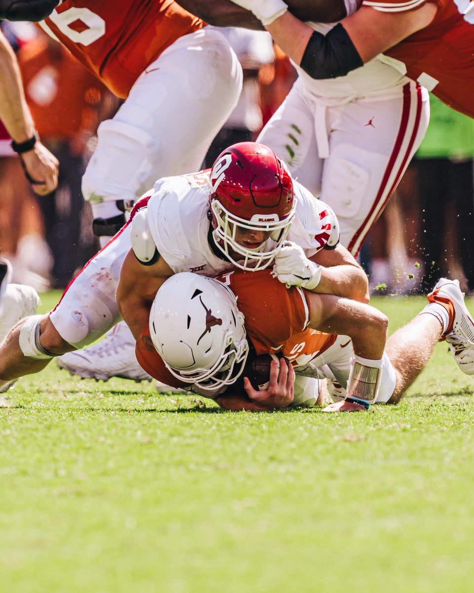 OU_Football's tweet photo. Happy birthday @ethandowns40! 

#OUDNA https://t.co/5hAHy55RpH