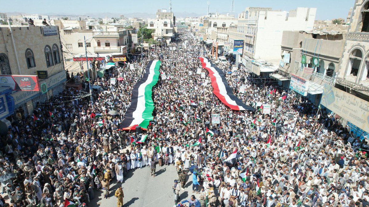 ftounifatima's tweet photo. لله درك يا #يمن

#اليمن_مع_فلسطين 
#غزة_تحت_القصف https://t.co/ykTJ9JeUU7