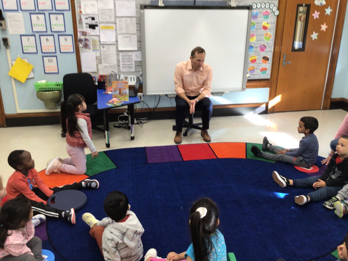 HTSD_Yardville's tweet photo. Special THANKS to Mayor Martin for reading to Miss Laurenโs PreK Class today! @LGeltch @WeAreHTSD @HamiltonTwpNJ #HTSDPride #yesSTARS https://t.co/Sih5dKN9Jf