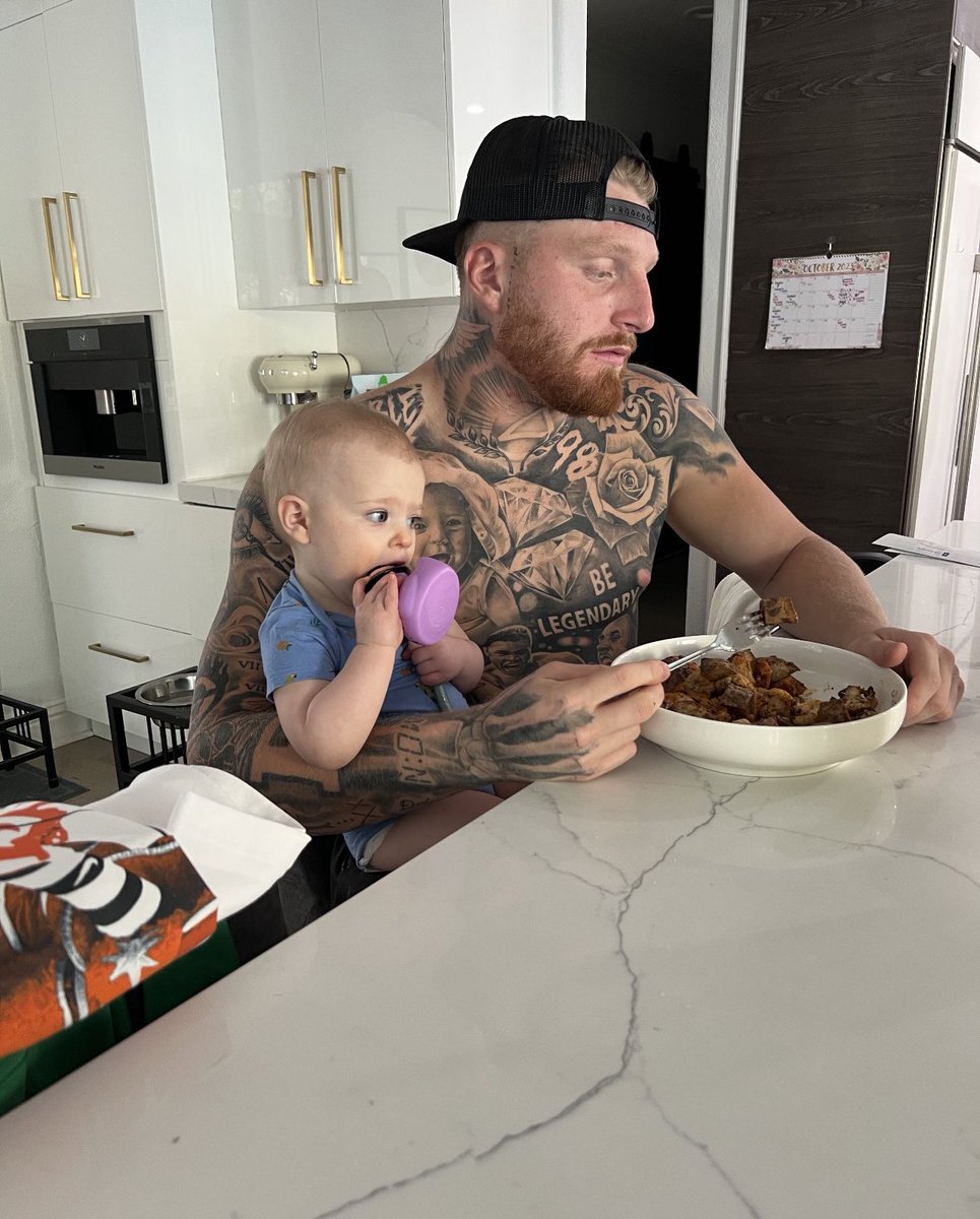 CrosbyMaxx's tweet photo. It’s National Ella Day🖤🖤🖤 My Baby Girl Is Big Uno Now &amp; I Cant Tell You How Much You’ve Changed My Life. You’re The Greatest Thing That’s Ever Happened To Me Ella Rose… Daddy Loves You🖤 https://t.co/EgGPd3zt27