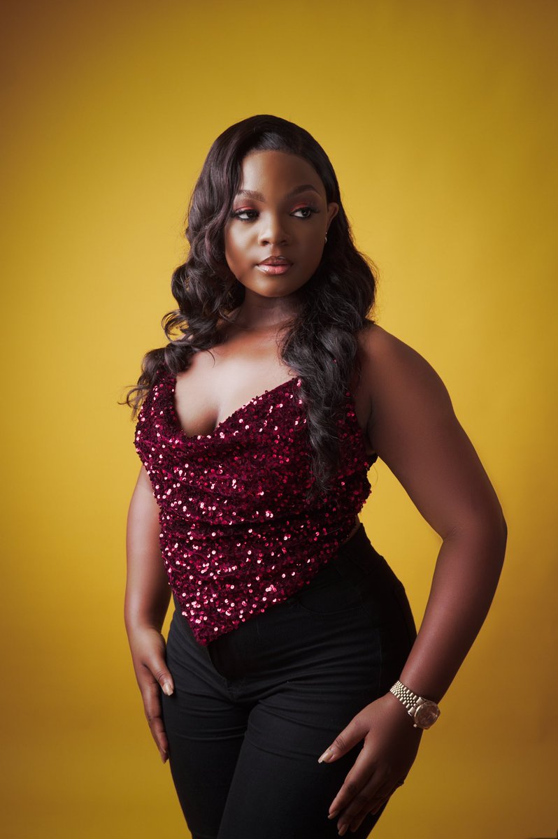 Leumasamyslimzy's tweet image. 