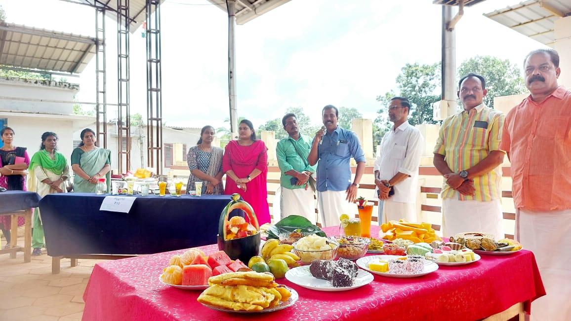 Navanee17151804's tweet photo. ഗവൺമെന്റ് യുപിഎസ് മഞ്ചവി��ാകം ചാരിറ്റി പ്രവർത്തനങ്ങൾക്കായി ധനശേഖരണാർത്ഥം നടത്തിയ ഫുഡ് ഫെസ്റ്റ് ഉദ്ഘാടനം ചെയ്തു.
 #നമുക്ക്_കൂട്ടായ്_കൊല്ലയിൽ https://t.co/RWEweQMtve