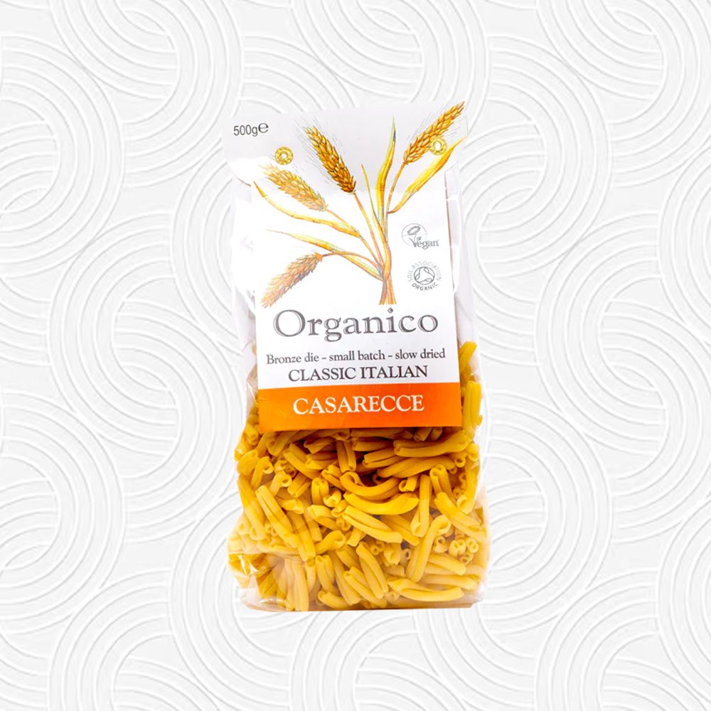 Organico Casarecce are twisted pasta tubes made from the finest organic raw materials in the historic pasta-making Italian town of Isernia. 🌎 On offer at our online shop now! organicorealfoods.com/collections/sp…