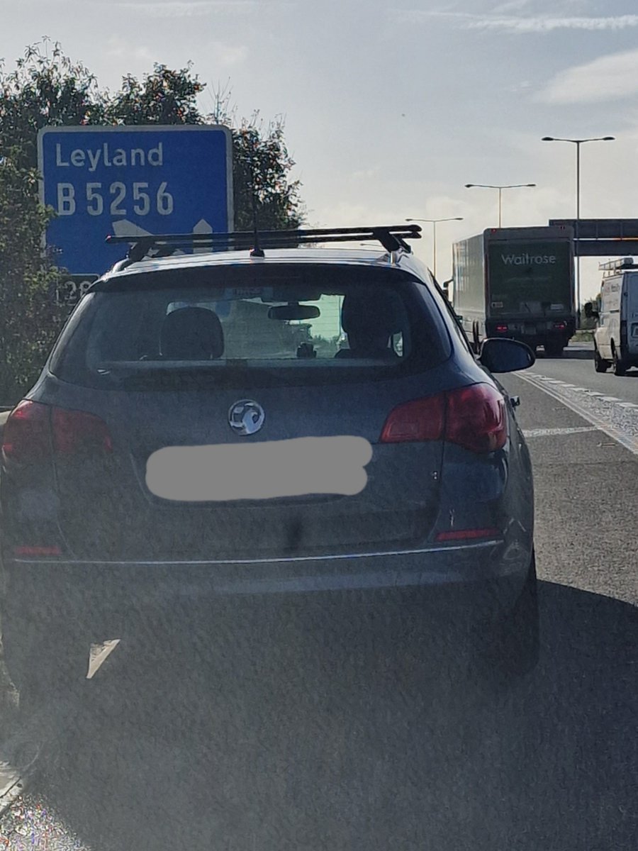 Car stopped on M6 for expired MOT from March.  Driver had failed to get a retest,  or change the defective tyre, they did remember to add water to washer bottle. Alas, it was also uninsured. Car seized and driver reported for summons.  #T2RPU #Insureitorloseit #Checkyourdocuments