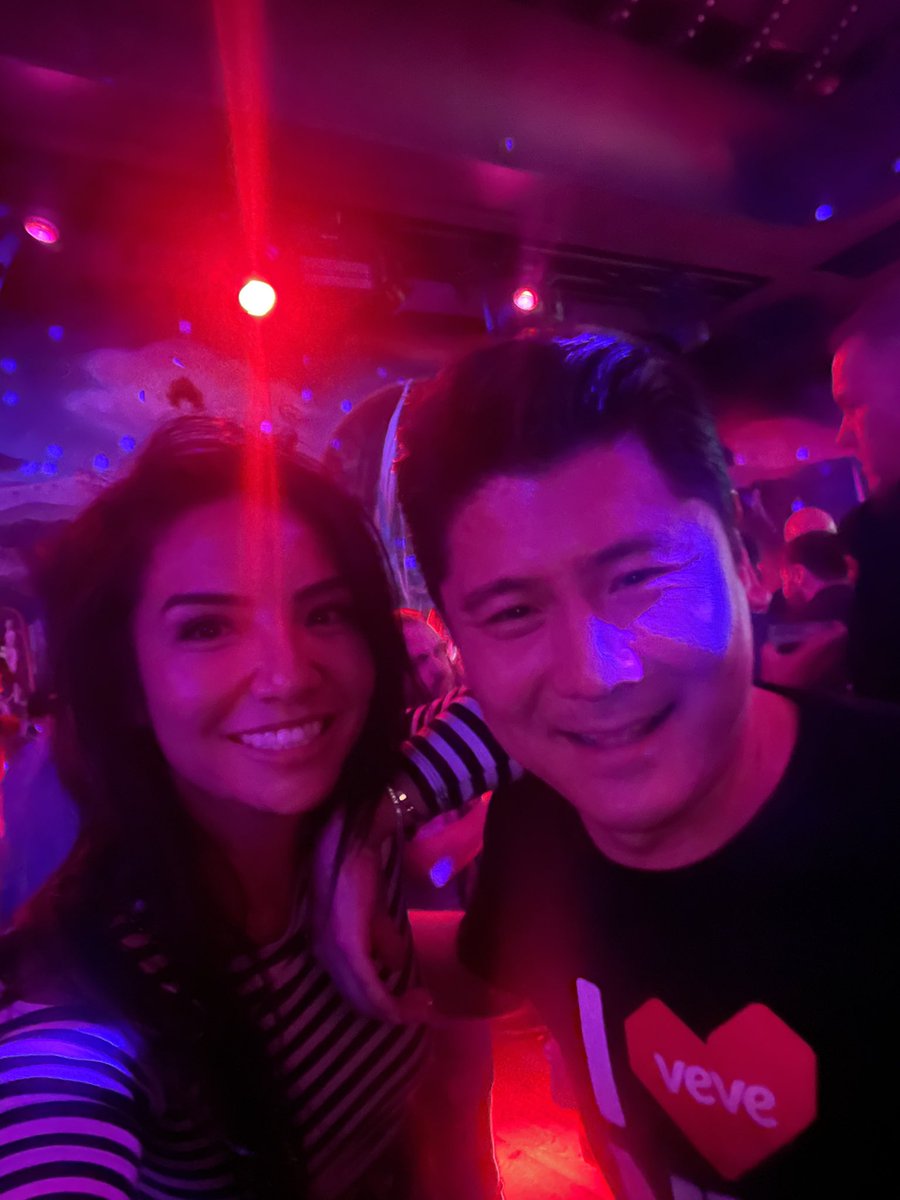 blockjane.io tweet media