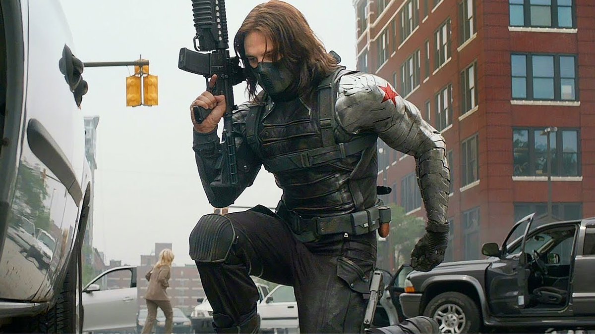 Loulogio_Pi's tweet photo. Últimamente he leído a varias personas recordando "The winter soldier".
Me alucina cómo en esta película el personaje era una amenaza imparable y una fuerza de la naturaleza, para en todas sus posteriores apariciones ser un parguela con una metralleta. https://t.co/WSxa6r5Od5