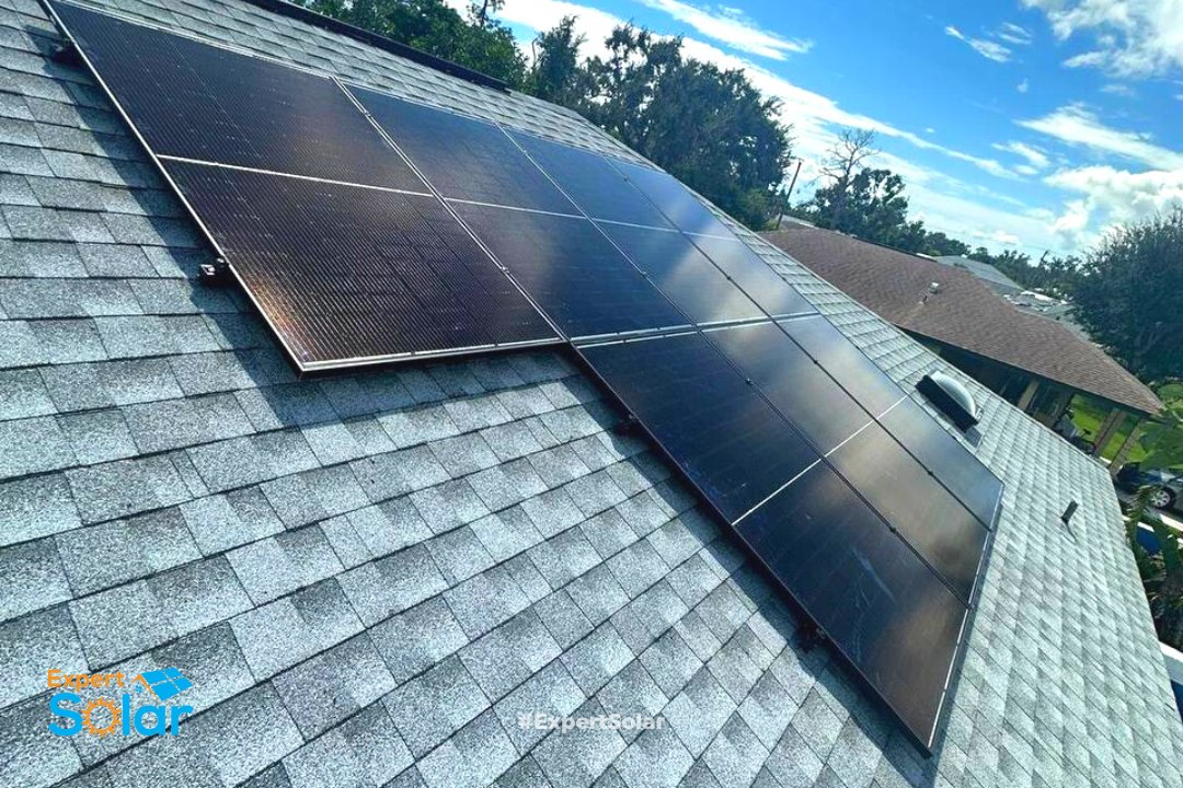 It's installation Friday! ☀️
#ExpertSolar #Specs below 👇

SYSTEM SIZE:
10.56 kW
24 panels at 440 watts
Enphase IQ8+

#SolarInstallation #Install #SolarEnergy #PVSolar #Residential #EnergiaSolar #Savings #Green #EnergyEfficieny #SolarPanels