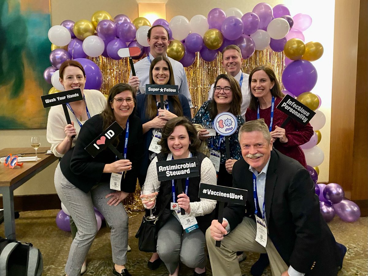 ⁦@CincyChildrens⁩ ID division at ⁦@IDWeekmtg⁩ in Boston!