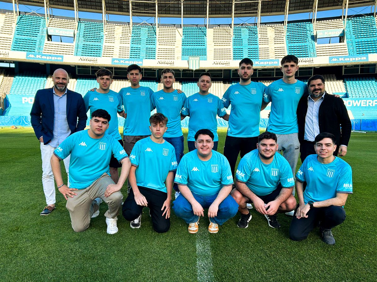 Arranca Argentina Game Show y <a href="/e_RacingClub/">Racing Club eSports</a> participará en el evento de eSports más importante del país.

👉🏻 racingclub.com.ar/club/nota/2023…