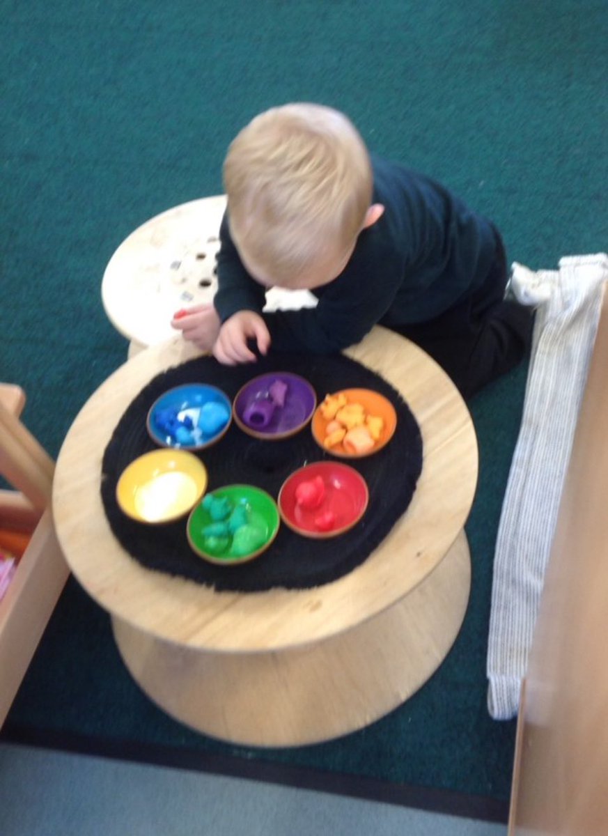 Preschool have enjoyed sorting by shape, size and colour this week 😊