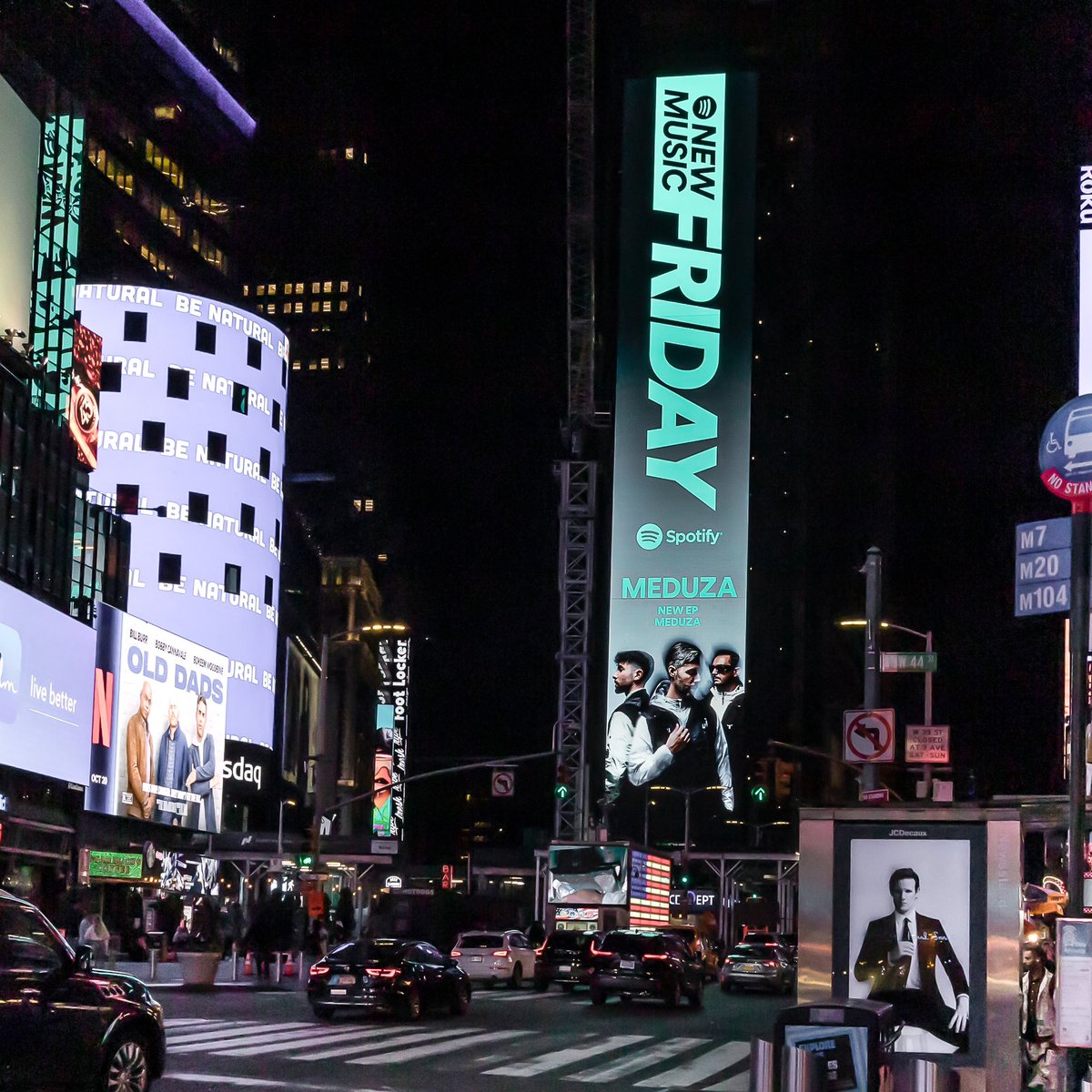 Thanks <a href="/Spotify/">Spotify</a> we’re in NY🗽Our new EP. is OUT NOW! 👾

Link: meduza.lnk.to/MeduzaR1R2