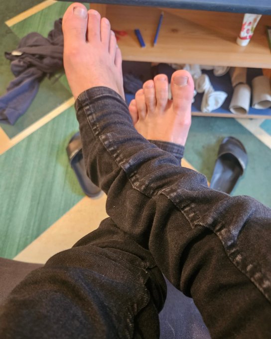 Who likes toes?  #footlove #footfetish #toes #male #hot #model https://t.co/eaJ9Ipc1N6<a href="/tag/footlove"class="tags">#footlove</a><a href="/tag/footfetish"class="tags">#footfetish</a><a href="/tag/toes"class="tags">#toes</a><a href="/tag/male"class="tags">#male</a><a href="/tag/model"class="tags"><span>#model</span></a><a href="/tag/hot"class="tags"><span>#hot</span></a>
