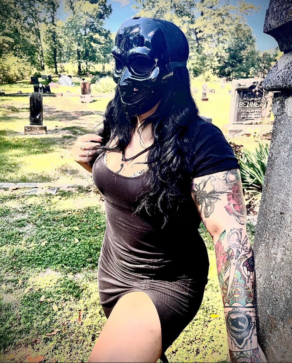 Content from carlyvonwolf