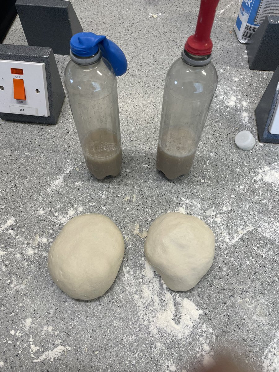 MissARonald's tweet photo. @LuttHigh what an incredible week with year 7 food! Bread week and pizza pinwheels @BritishBakeOff https://t.co/nWc8Tr2RS4