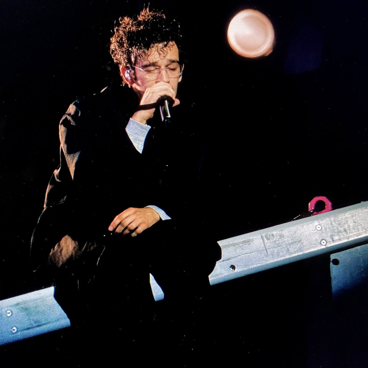 The 1975 tweet media
