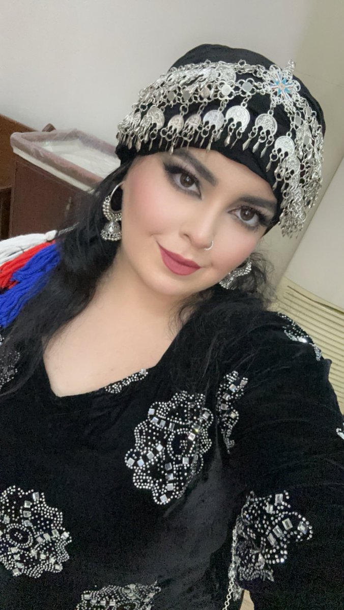 Yevvon_sheba's tweet photo. #khomala #assyrianclothes 🖤🫶🫶 https://t.co/WtDLDLfgXw