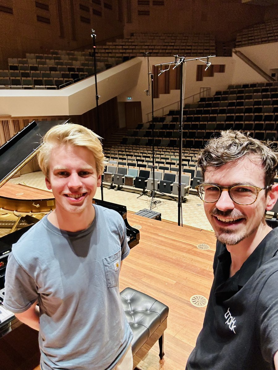 We did it! 3 days of Korngold recordings!!! Lots of beautiful music coming soon…