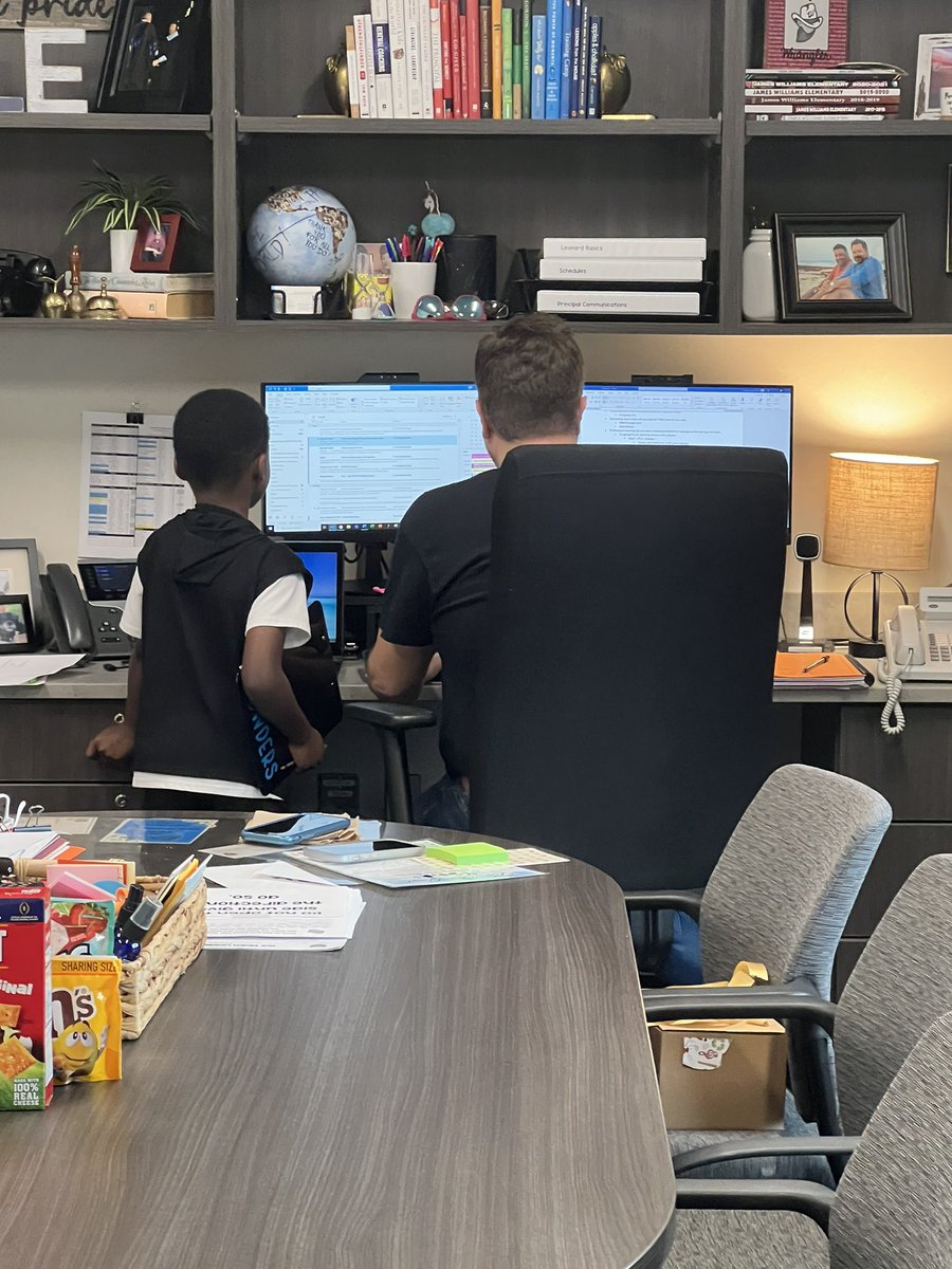 A 3rd grade student used his dojo points to be “The Principal “ today so Mr. Sowders showed him the ropes.  I had two individuals asking for assistance today. 🙃Love my job!!  <a href="/OLE_Leopards/">Leonard Elementary</a> #ThankAPrincipal