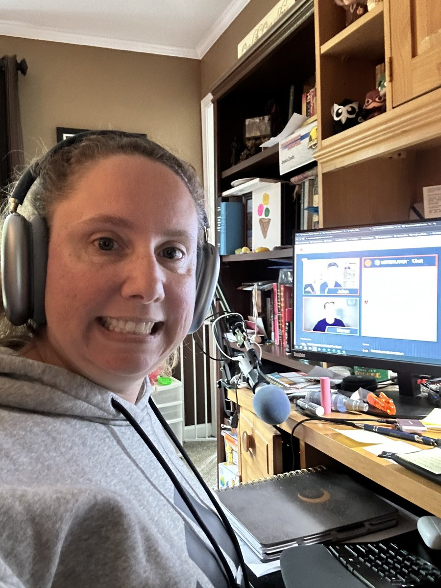 Last day! There’s been some great sessions. I’ll post something more professional over on LinkedIn with my #OneThing’s 😆 

My last pic from #MeasureSummit 2023!