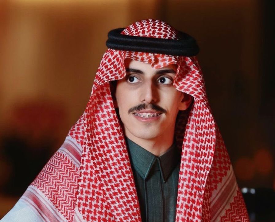 قورجس tweet media