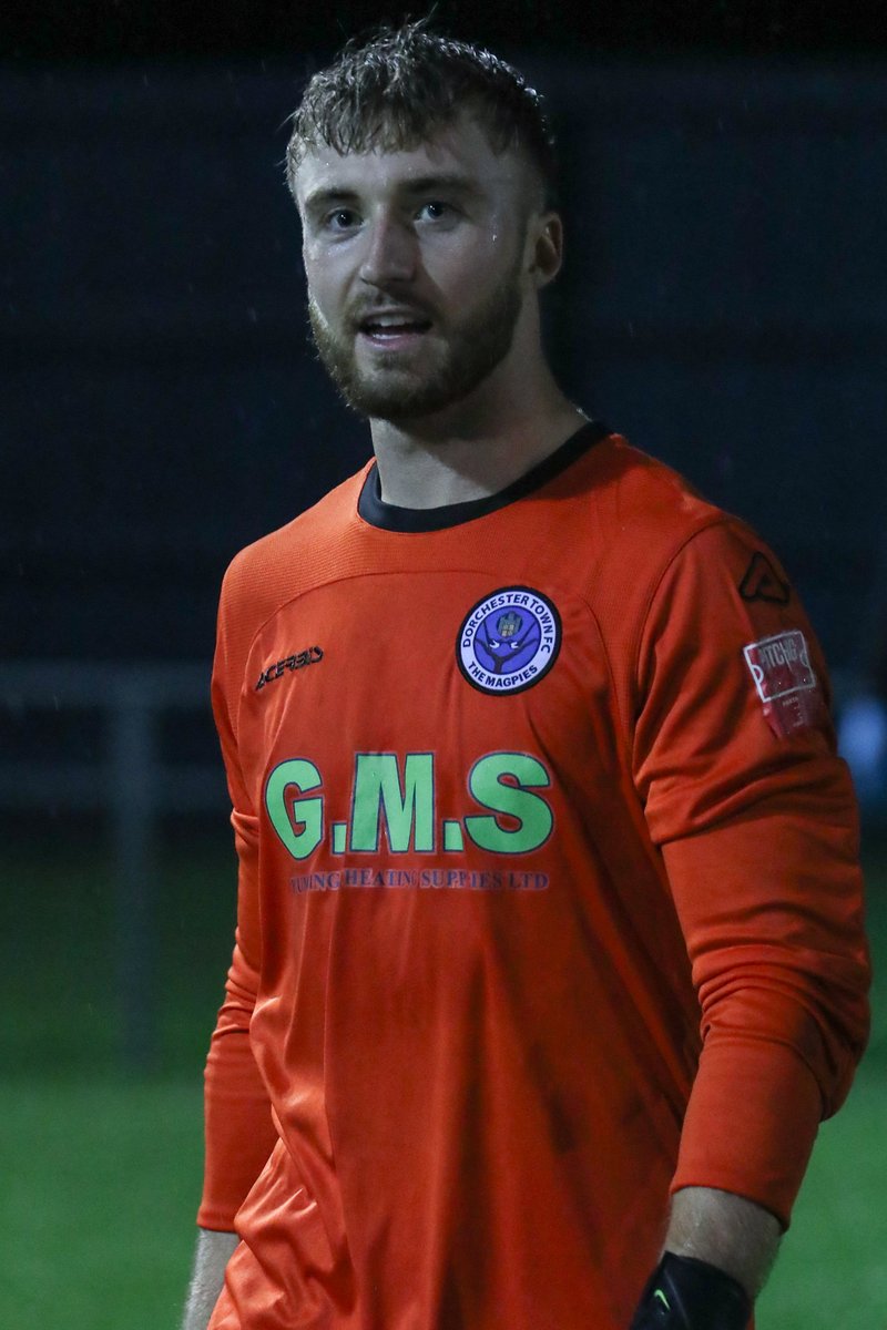 🧤 <a href="/adamjforster1/">Adam Forster</a> 
 
#WeAreDorch ⚫️⚪️