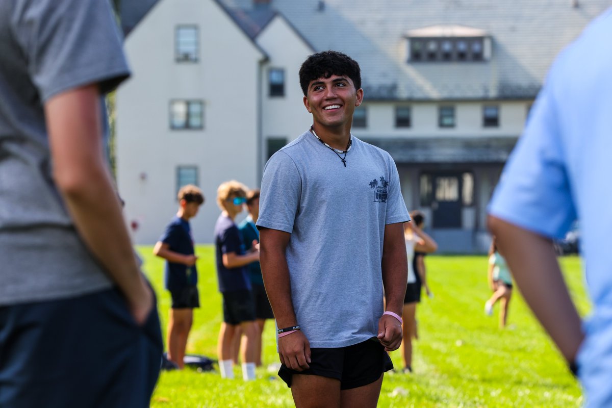 cburyNews's tweet photo. Smile, Saints...it's Friday!!😇🎊 #CburySaints #BestSmallBoardingSchool https://t.co/AviiPTcDf6