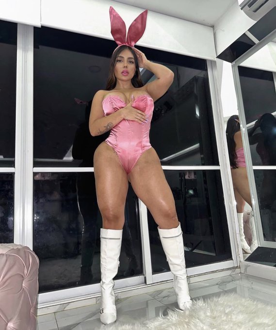 Feliz fin de semana bebe ? https://t.co/KKnR7zv9B2