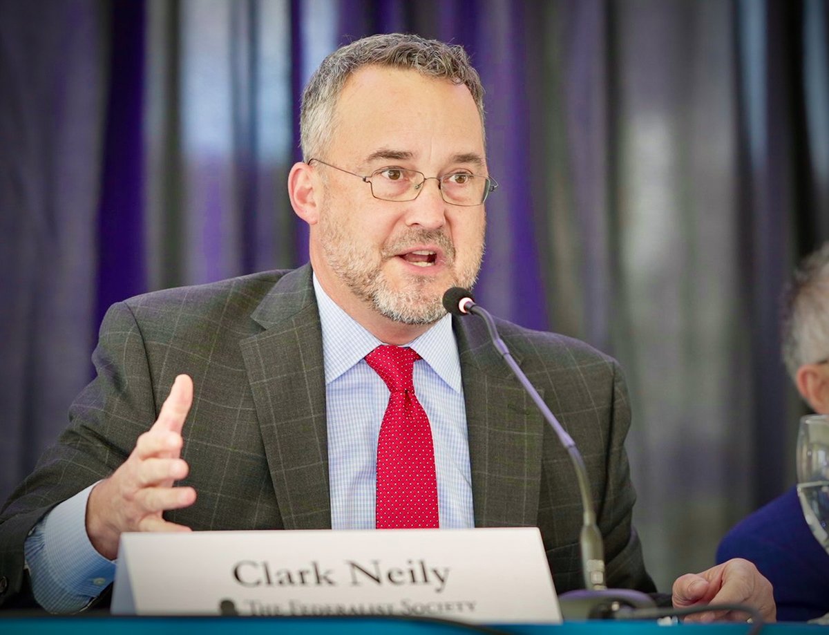 FedSoc's tweet photo. The final panel at the 2023 Kentucky Chapters Conference discusses the "Aftermath of Bruen." #FedSocEvents

Ft. Annie McClellan, Clark Neily, Prof. Paul Salamanca, Erin Murphy, &amp; Hon. Gregory Van Tatenhove https://t.co/siH8dqr3mV
