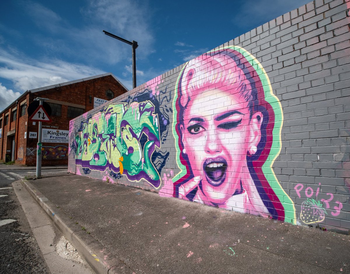 Location: Wincolmlee, #Hull

Artist: @just_annie_berry and <a href="/stek/">Simon Tan</a>.poi 

[I'm making a #graffiti documentary, check it out here: streetartandsoul.com]