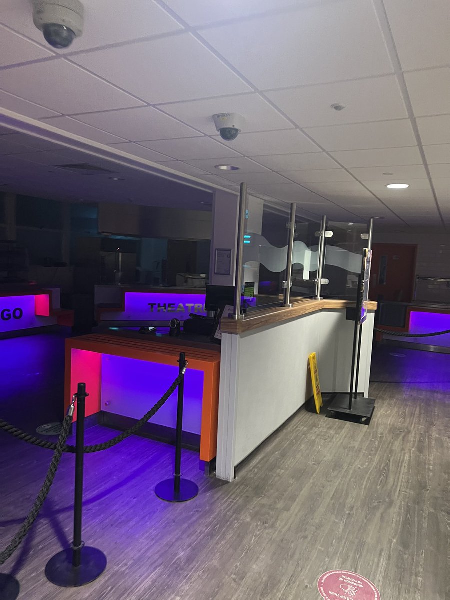 Sad times! Looks like I’m going hungry tonight <a href="/CV_UHB/">Cardiff and Vale University Health Board</a>, a little heads up would really be useful.