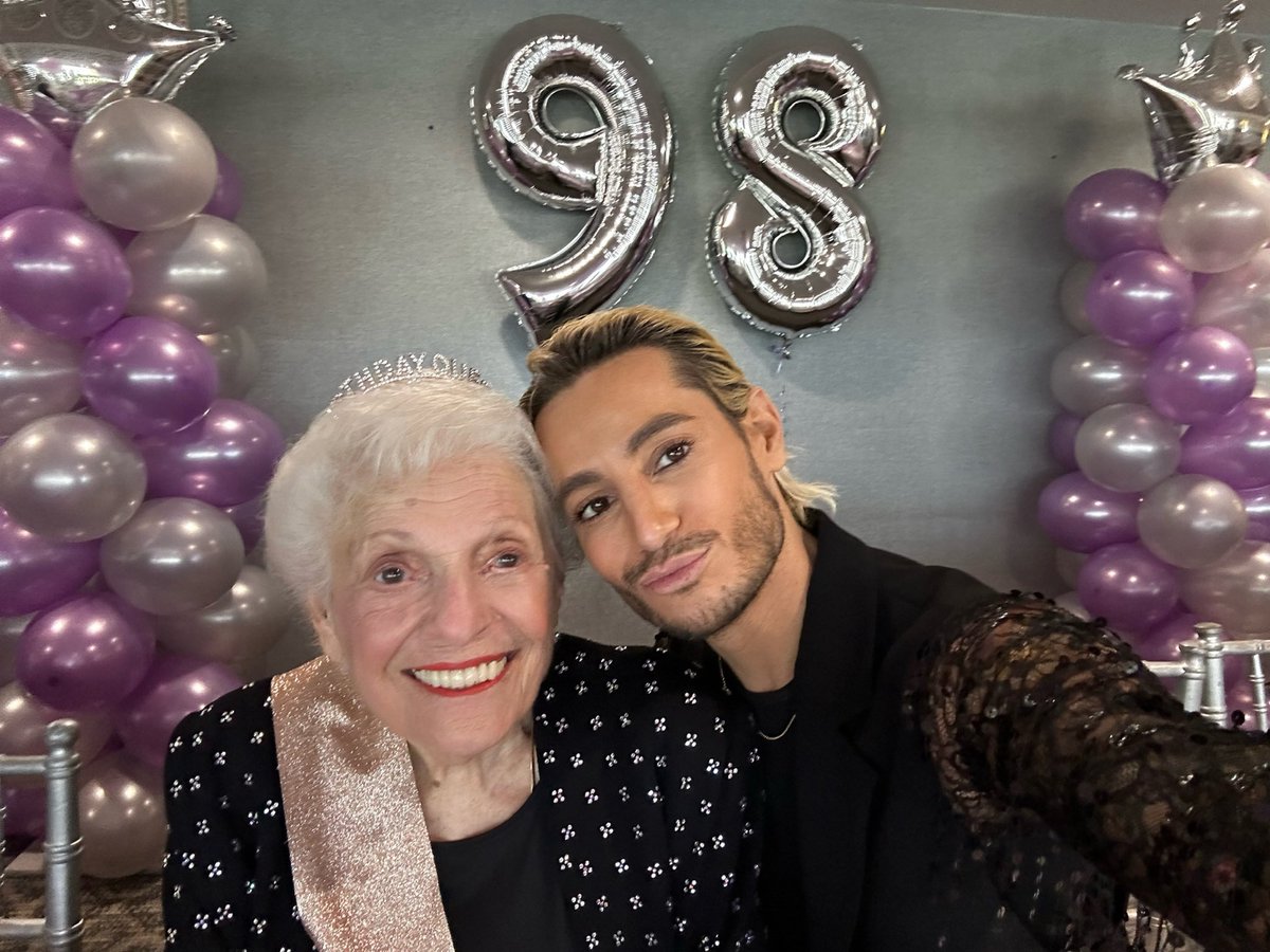 Frankie James Grande tweet media