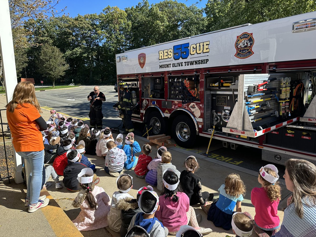 Thank you Budd Lake Fire & Rescue for teaching us all about your job and Fire Safety! 🚒 @CMSmtolive