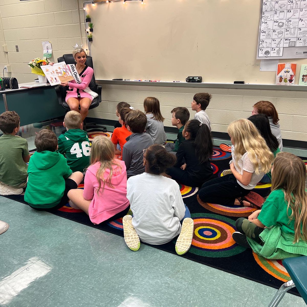 A special thank you to the principal of Buford Highschool Ms. Hagelthorn, Buford Academy Principal Dr. Harris, and the entire Buford community for this amazing opportunity today to launch #yesYOUcan in schools within the city of Buford!  I’m eternally grateful. 🦋💜