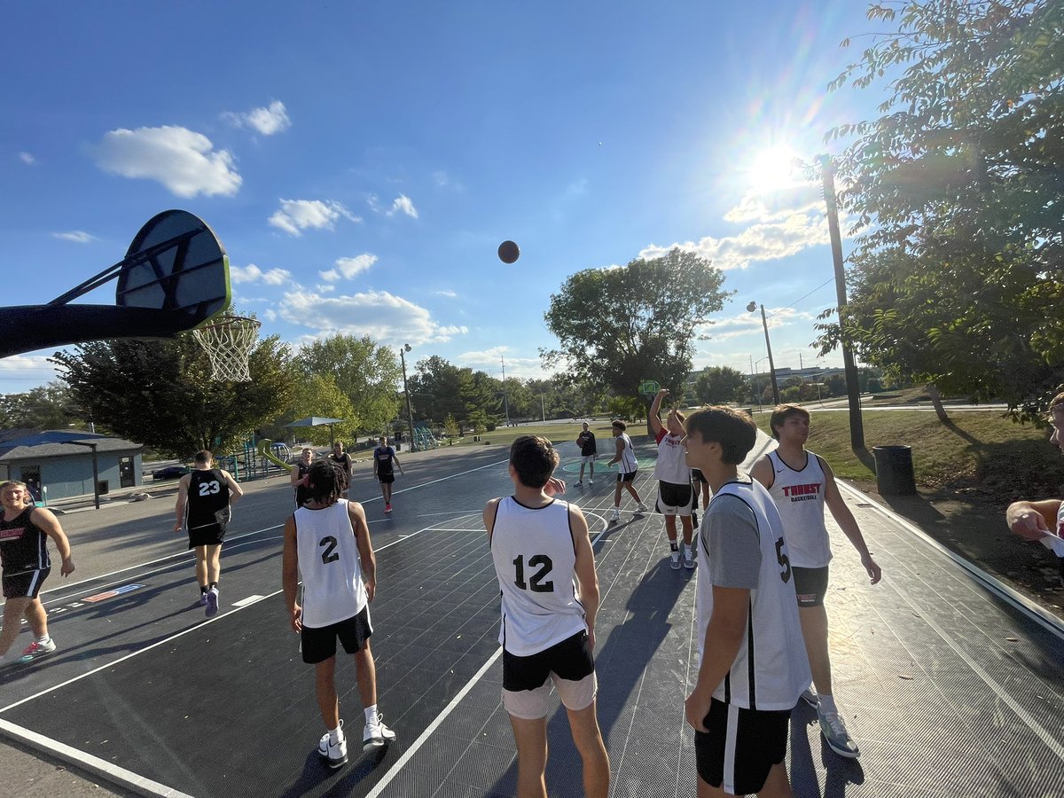 Coach Lane & Realtor tweet media