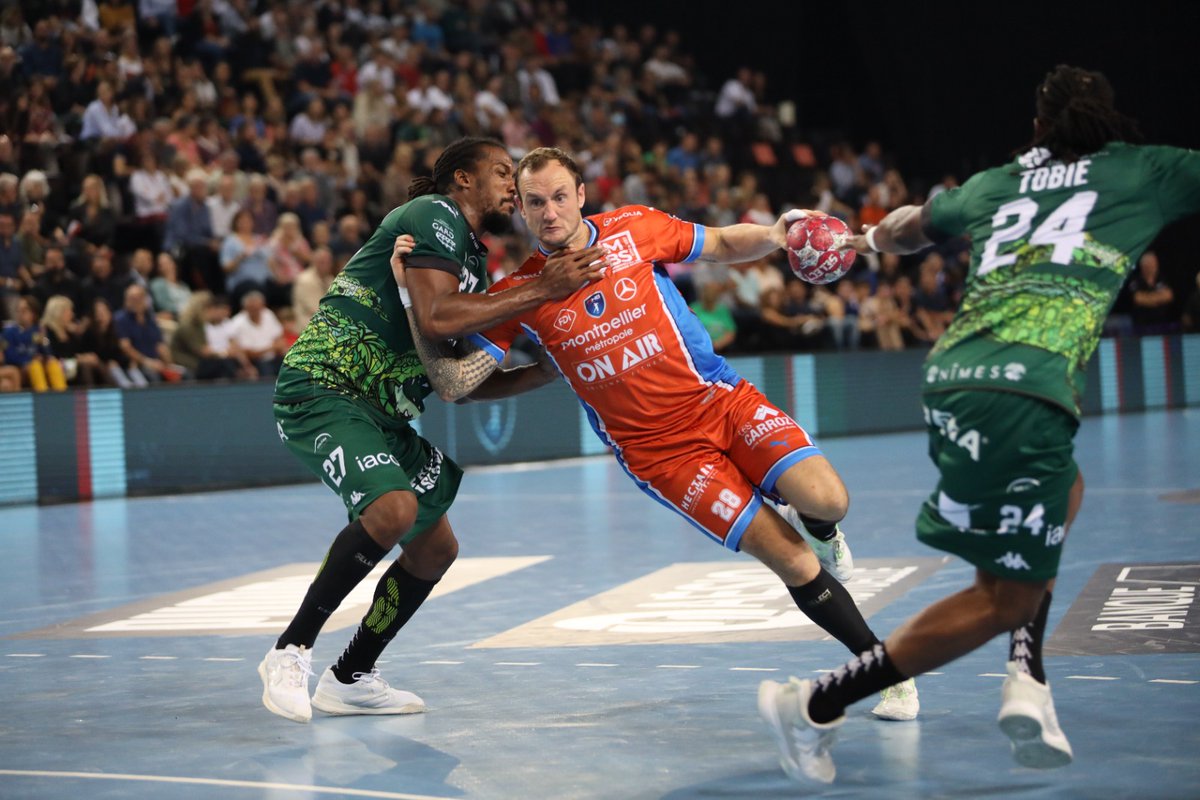 mhbofficiel's tweet photo. #MHBUSAM A quelques heures du prochain derby contre Nîmes, replongez-vous dans l'histoire de ces matchs si particuliers à domicile... 👊🔵⚪
📰Lire l'article ➡️ https://t.co/xD9aVFTSke
🎫 Dernières places disponibles ➡️ https://t.co/lBvmbTdW4i https://t.co/0DbtawsRNy