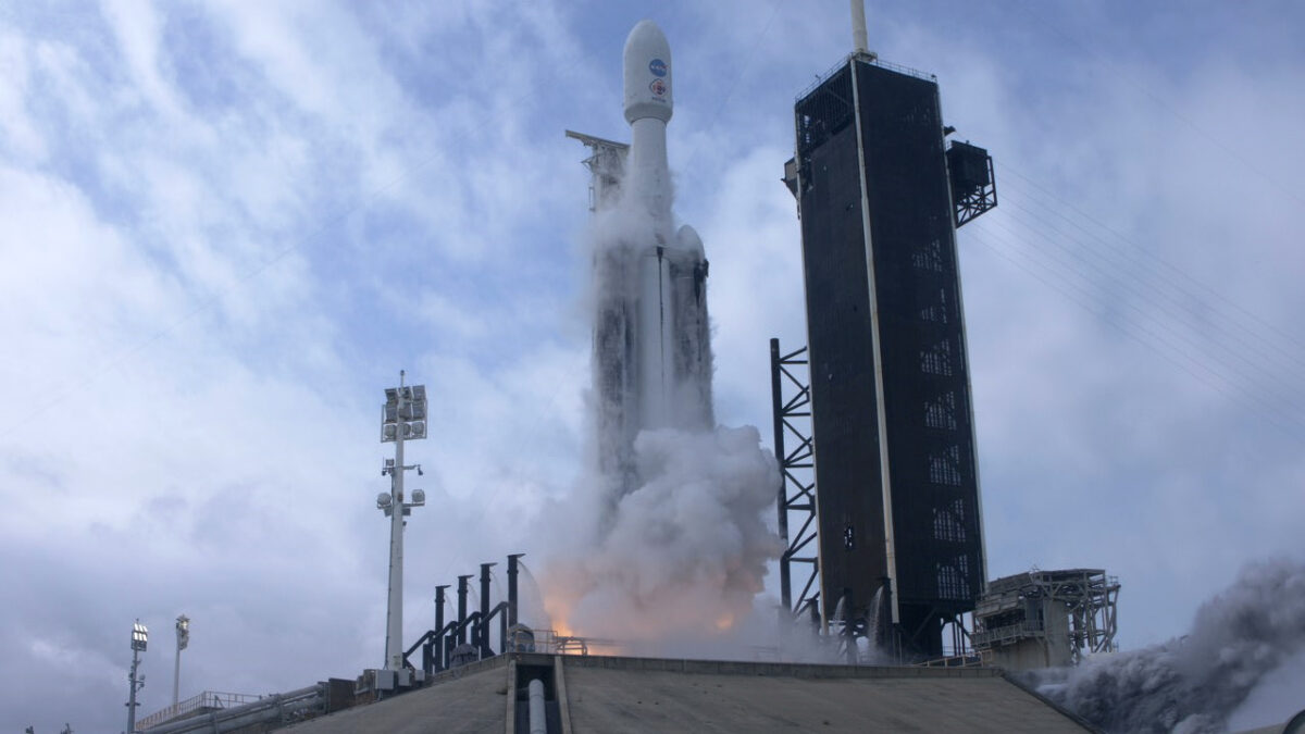 NASA_Marshall's tweet photo. The journey has begun! ๐ค
NASAโs #MissionToPsyche launched from Launch Complex 39A at @NASAKennedy at 10:19 a.m. EDT today, Oct. 23. The #NASAPsyche spacecraft is now on its way to study a metal-rich asteroid.
MORE >> https://t.co/v1rQFGy7bl https://t.co/Z386YROANg