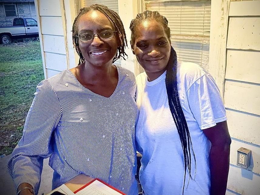 Our first canvass was a huge success! 🙌 Goldi met incredible community members who shared their hopes &amp; dreams. It's clear, our community deserves a representative who listens &amp; cares. #GoldiForD72 
Volunteer Here: buff.ly/45rxDzE 
Support Goldi: buff.ly/3ZyqSup