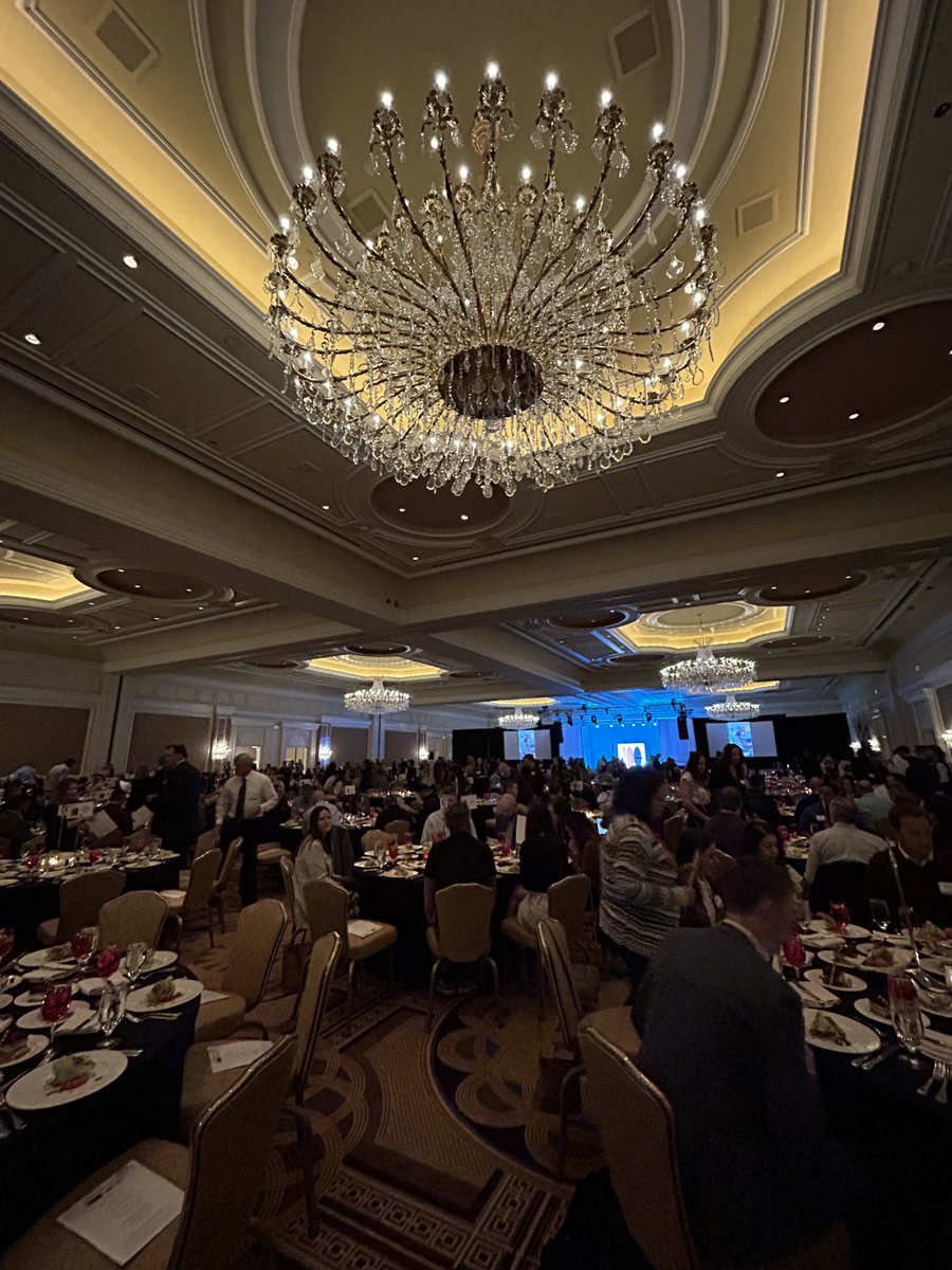 namify's tweet image. A great time at Mountainwest Credit Network's 2023 Utah 100 yesterday 

#ut100 #utah100 #mwcn100 #growth #revenue #winner #recognition #utahgrowthingcompanies #utah #smallbusiness