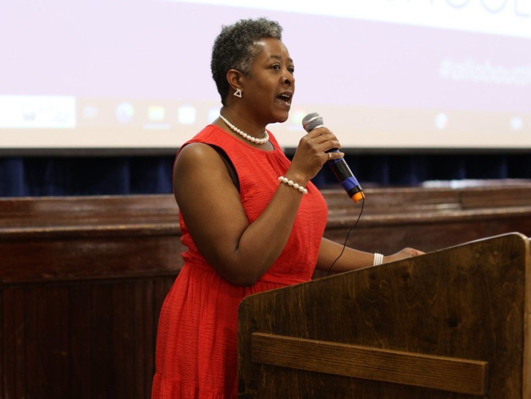 doelouisiana's tweet photo. A #LaEd teacher won $50,000 for ensuring students are career ready. @AvoyellesPSB agricultural mechanics teacher Jodie Melancon won @HarborFreight Tools for Schools Prize for Teaching Excellence. Assistant Superintendent Dr. Ernise Singleton joined the surprise announcement. https://t.co/9RrKze4XCt