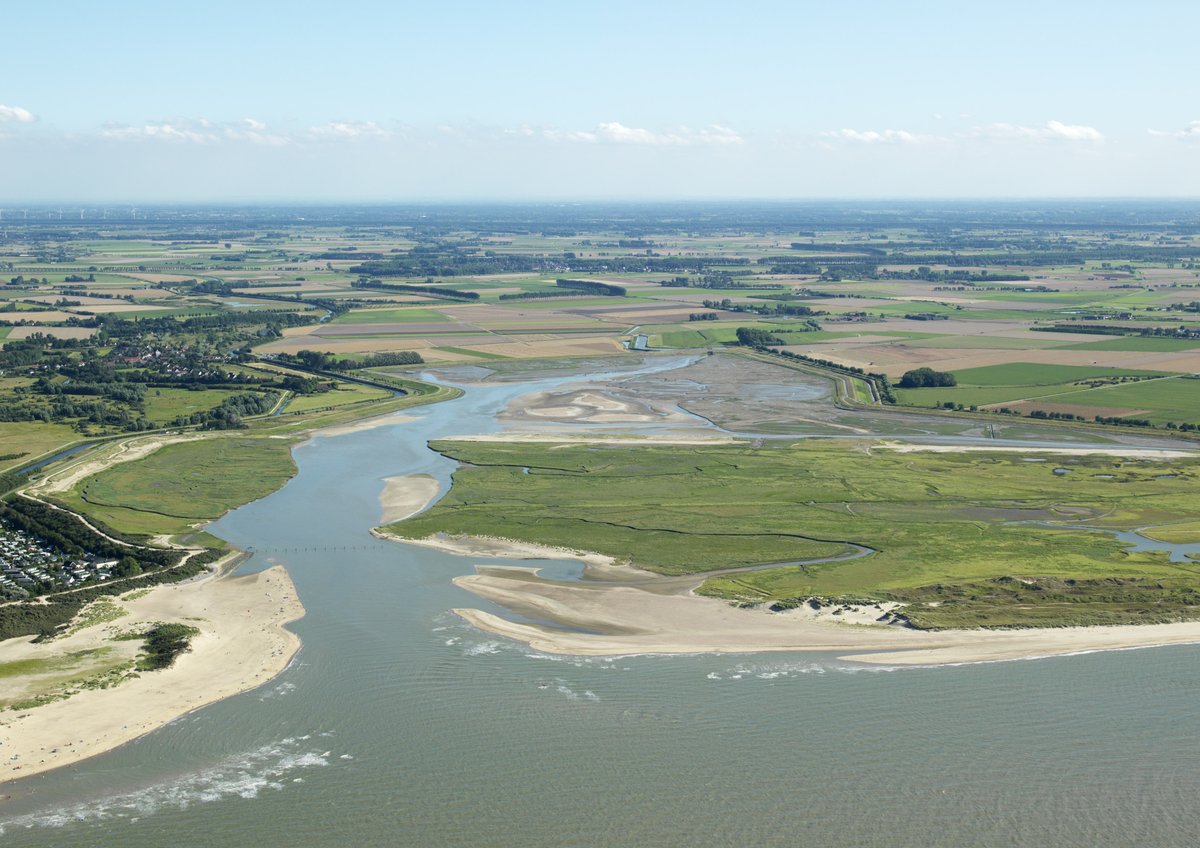 provzeeland's tweet photo. NIEUWS | Zwinstreek krijgt titel 'Landschapspark'

Met de titel staat de Zwinstreek in het rijtje van de eerste 4 Nationale Parken en 5 Landschapsparken in Vlaanderen. De titel is een erkenning van de unieke kwaliteiten van het gebied.

➡️ Lees meer op https://t.co/ylYc2mumEf https://t.co/vWeYISCodv