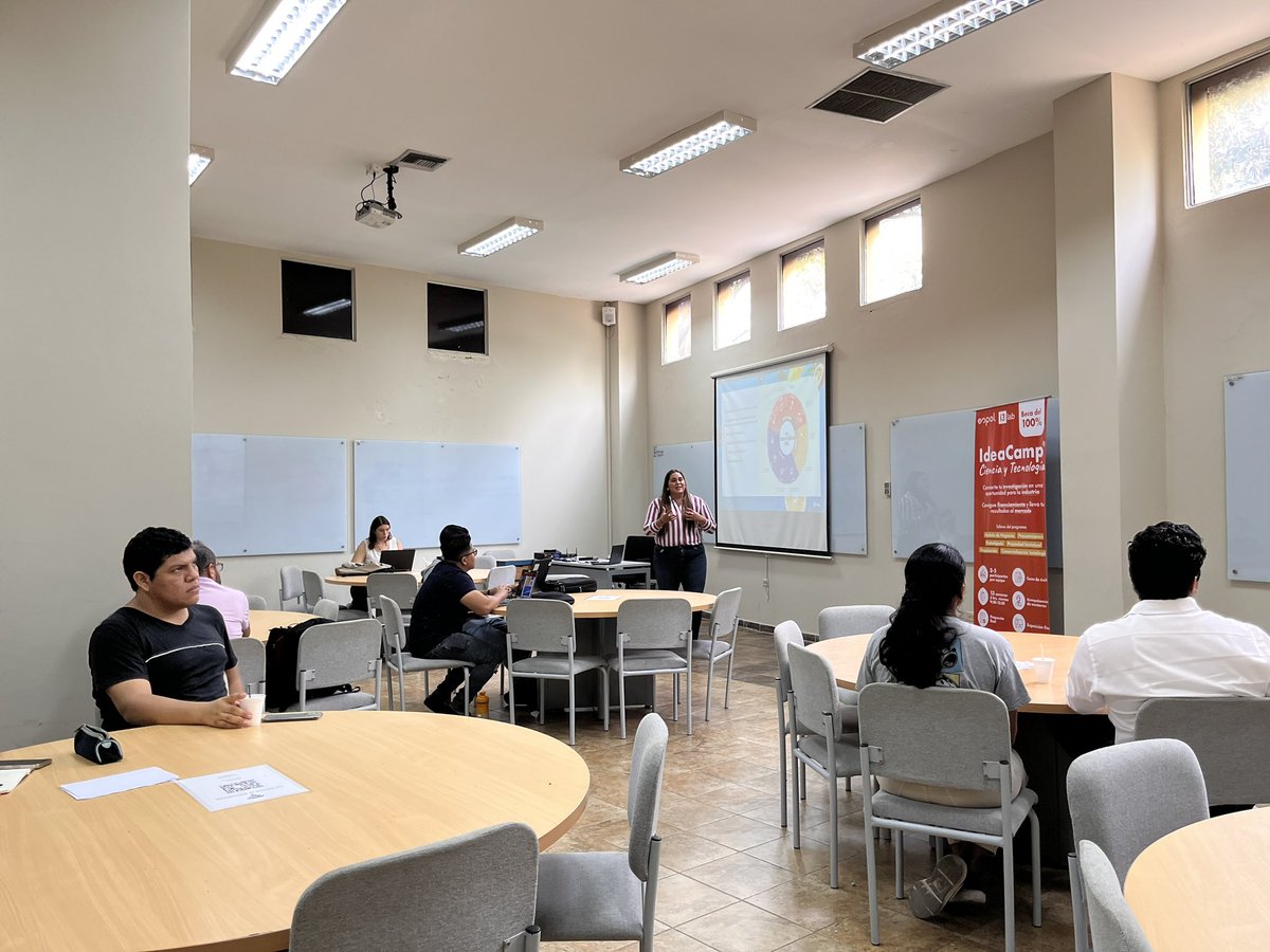 i3labespol's tweet photo. Hoy en el #IdeaCamp Ciencia se está llevando a cabo el taller “Validación de prototipos y modelo de negocio”.
Junto a Caroline Lazo, científica de alimentos experimentado. Experta en espumosos y energéticos en #BelivCompany, industria de alimentos y bebidas.
#ESPOLesCiencia https://t.co/soCyzdoV5u
