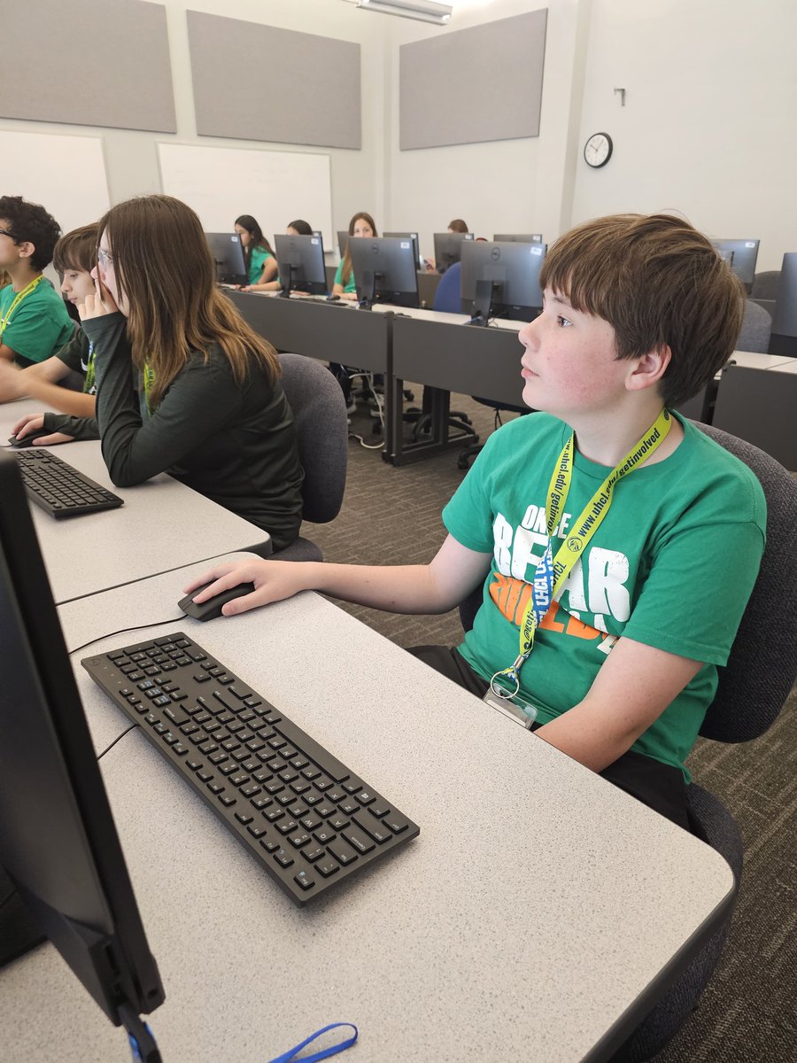 LPJScience's tweet image. LP Launch- Coding with Python. James H. Baker students are rocking coding with Scratch! @UHClearLake #LPProud
#LPLegacy #LPStrong @lpisd.org
@baker_6th_Grade #UHCL #ChooseLP
#WeAreLP