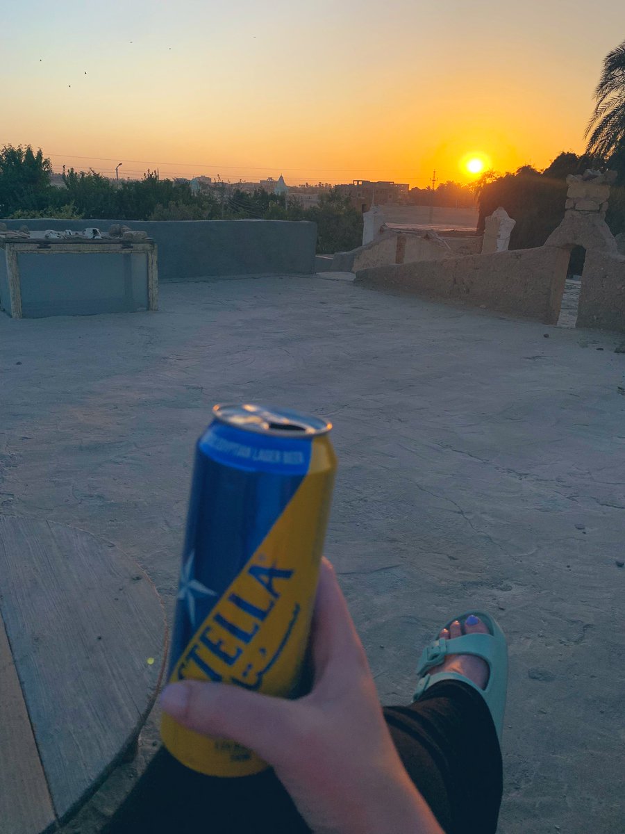Steph_Boonstra's tweet photo. Bayt, helwa bayt 🏠

First sunset and sunrise back at Amarna. Looking forward to a productive and enjoyable 3 weeks of research here!

#homesweethome #homeawayfromhome #dighouse #sunset #sunrise https://t.co/fqbTSH0B7b